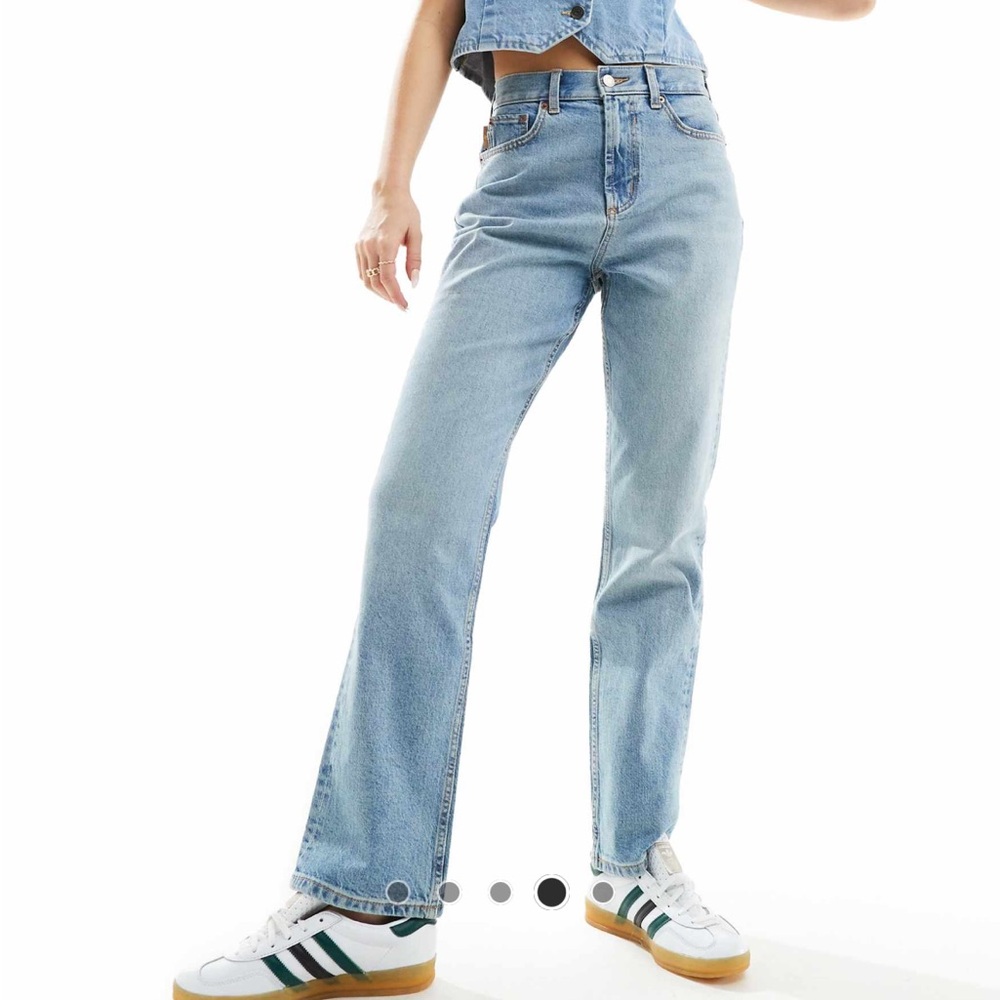 ASOS DESIGN comfort mid rise straight jeans in mid blue